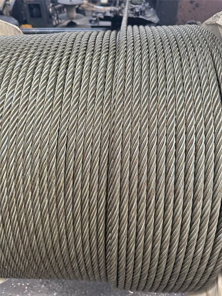 Heavy Duty 305m Galvanized Wire Rope Steel Lifting Rope Fiber Core